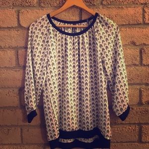 Geometric Long Sleeve Blouse Size M